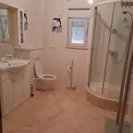Bed & Breakfast Pansion Dovodja Vodice