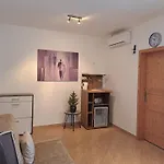 Pansion Dovodja Bed & Breakfast Vodice