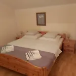 Pansion Dovodja Bed & Breakfast 4*