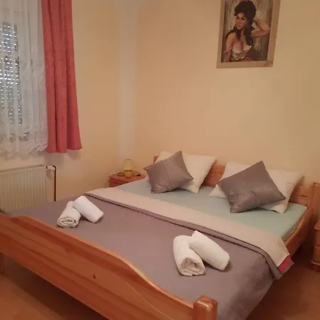 Pansion Dovodja Panzió Vodice