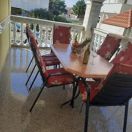 Pansion Dovodja Panzió 4*