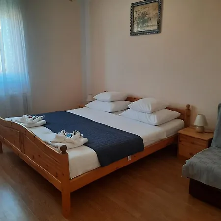Panzió Pansion Dovodja