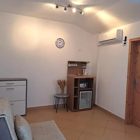 Bed and Breakfast Pansion Dovodja *