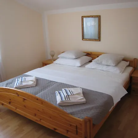 Pansion Dovodja Bed and Breakfast
