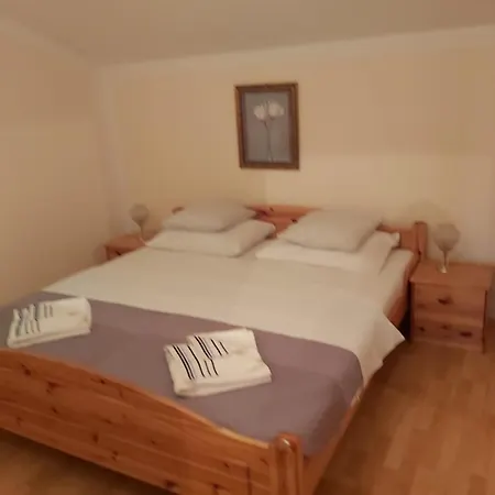 Pansion Dovodja Bed & Breakfast 4*