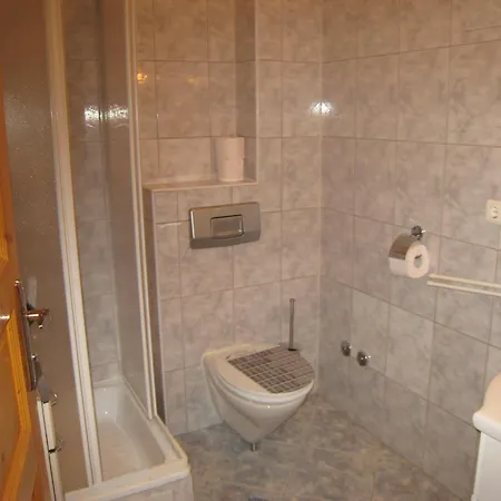 Pansion Dovodja Bed and Breakfast Βόντιτσε