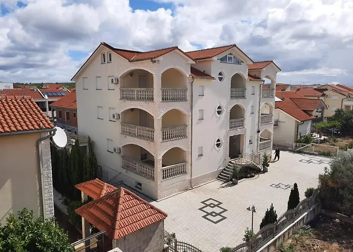 Pansion Dovodja Panzió