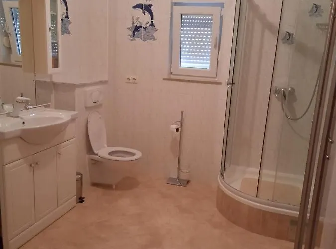 Bed & Breakfast Pansion Dovodja Vodice