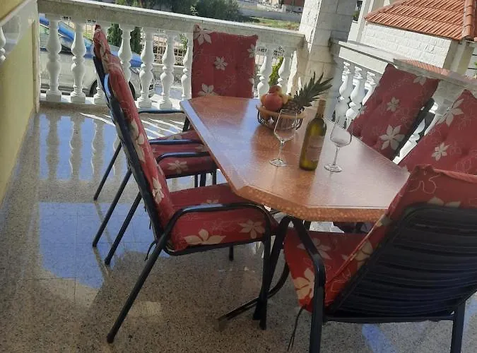 Pansion Dovodja Bed & Breakfast 4*