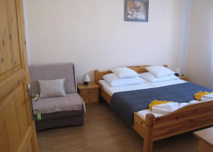Bed & Breakfast Pansion Dovodja Vodice